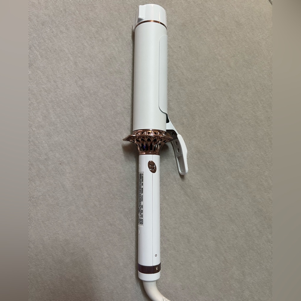 T3 BodyWaver 1.75-Inch Clip Curling Iron
